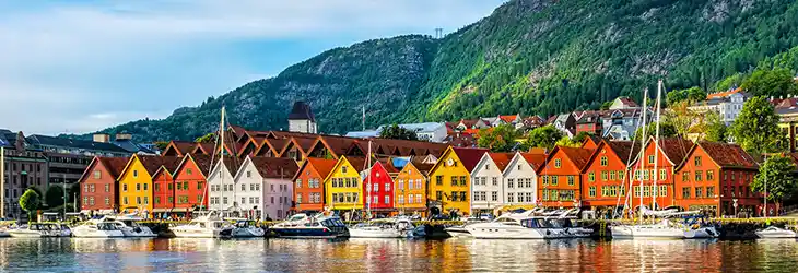 Pintorescos Pueblos y Ciudades Modernas